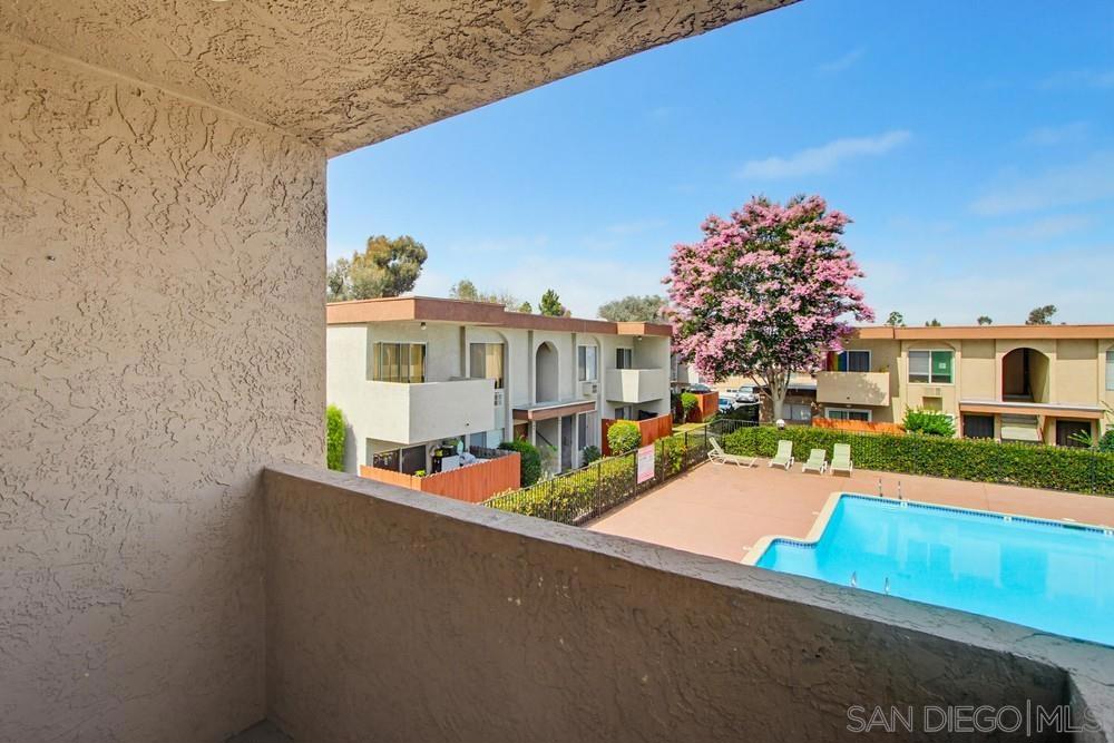 9598 Carroll Canyon - photo 14