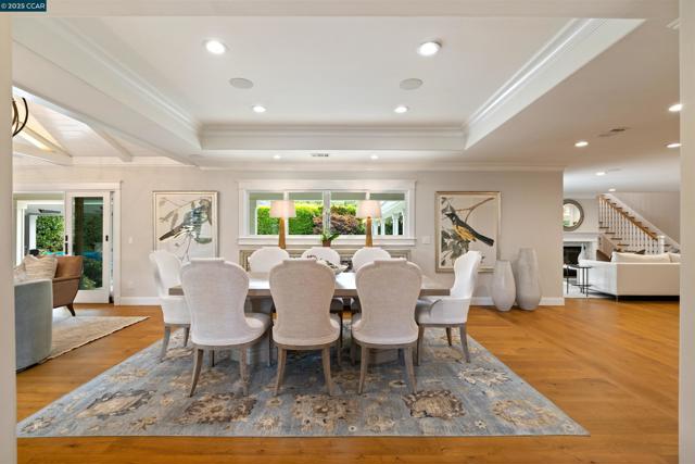 125 El Dorado Ave, Danville CA: https://media.crmls.org/mediaz/1e984e9b-b04e-4ea3-a879-1bdc428781fa.jpg