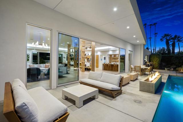 75690 Fairway Drive, Indian Wells CA: https://media.crmls.org/mediaz/1e98c2ca-b405-44ad-ab3c-58c89eb3397b.jpg