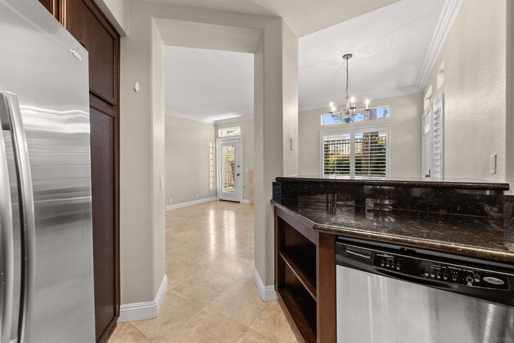 MLS #250037930SD image #5