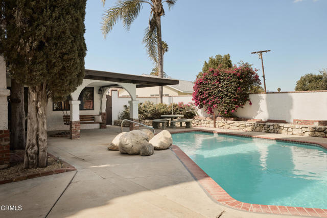 6900 Lurline Avenue, Los Angeles CA: https://media.crmls.org/mediaz/1e991388-0214-4c30-8133-7cedd8067462.jpg