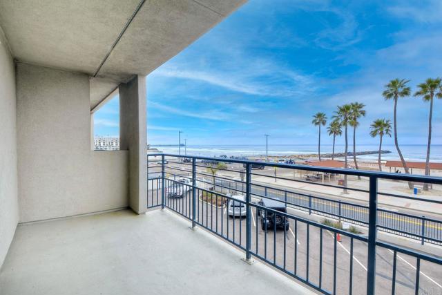 Image 2 for 1202 N Pacific St #311A, Oceanside, CA 92054