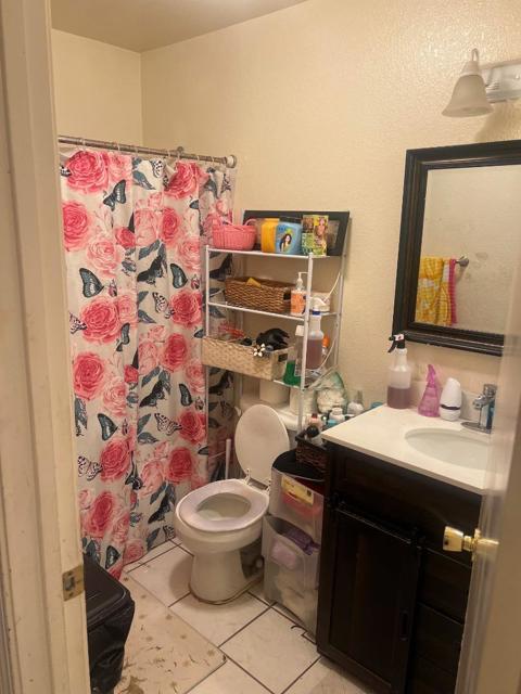 128 Sussex Way, King City CA: https://media.crmls.org/mediaz/1e9931bb-ceb6-405d-b038-0b69f317e1a1.jpg