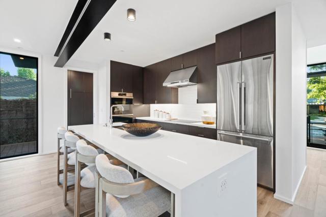 369 La Cuesta Drive, Portola Valley CA: https://media.crmls.org/mediaz/1e99f025-b9c4-450c-a1b3-d3d65c656ba5.jpg