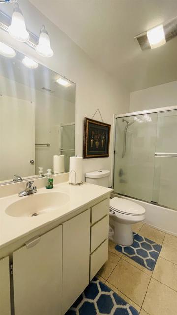 718 Biltmore St, San Leandro, California 94577, 3 Bedrooms Bedrooms, ,2 BathroomsBathrooms,Single Family Residence,For Sale,Biltmore St,41047110