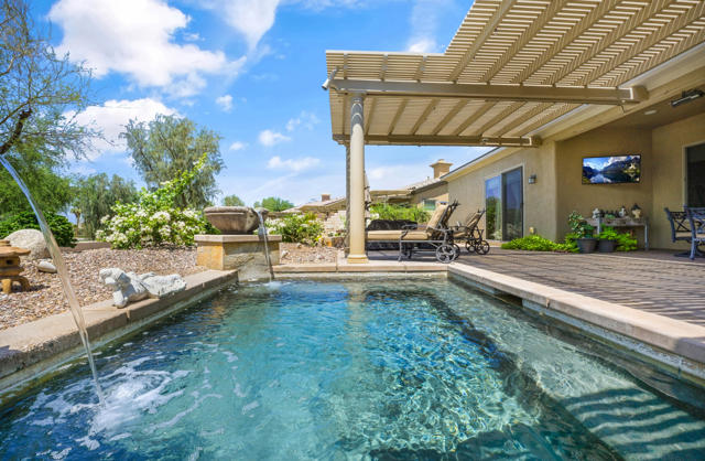 81569 Corte Monteleon, Indio CA: https://media.crmls.org/mediaz/1e9abd31-91d8-45d5-9412-cfc0884b3e58.jpg