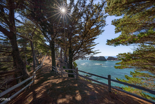 Detail Gallery Image 23 of 72 For 5420 S Highway 1, Elk,  CA 95432 - 2 Beds | 3 Baths