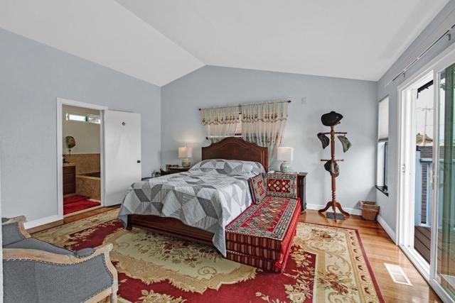 419 Harvey Way, Pacifica CA: https://media.crmls.org/mediaz/1e9b3dec-04cf-449e-9d0a-f5beb3e151aa.jpg