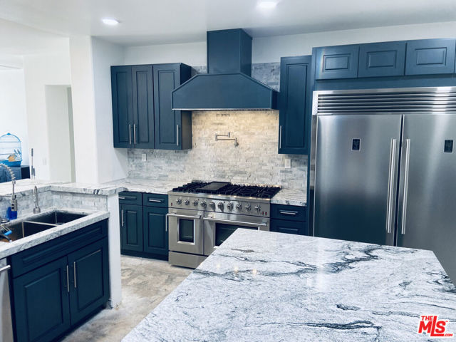 64025 Dolomite Court, Desert Hot Springs CA: https://media.crmls.org/mediaz/1e9b92a3-f8a0-40b6-a09c-bd2e46a5a829.jpg