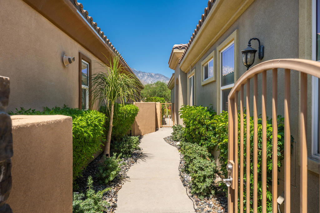 MLS #219149402DA image #4