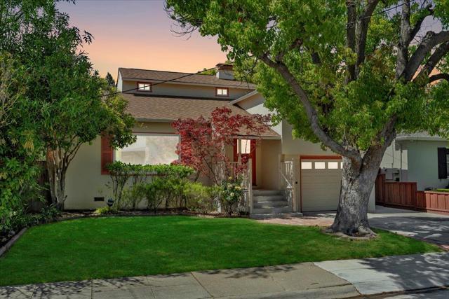 526 Sylvan Avenue, San Mateo CA: https://media.crmls.org/mediaz/1e9f30a2-3043-4912-a34e-3190ce9d21f5.jpg