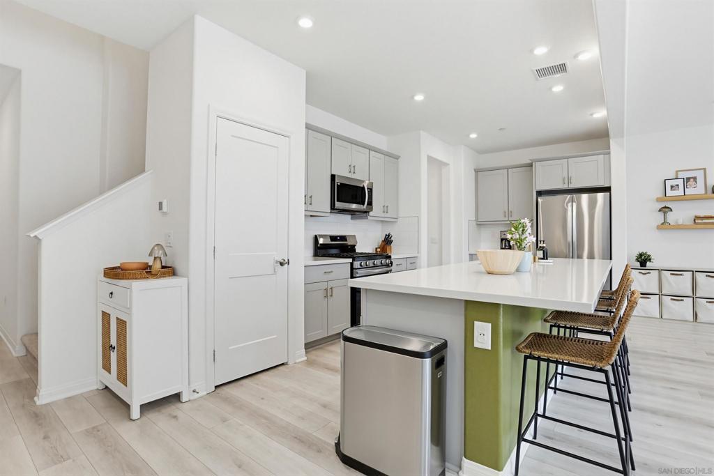 1739 Valley Oak - photo 9
