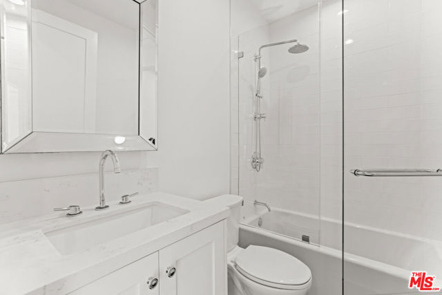 Drew Fenton | 744 Almar Avenue Pacific Palisades CA | MLS: 7446010 Drew Fenton | 744 Almar Avenue Pacific Palisades CA | MLS: 7446010