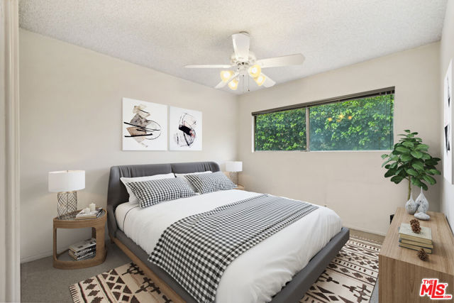 15901 High Knoll Road, Encino CA: https://media.crmls.org/mediaz/1ea0531c-3bc0-40bf-96fd-79872100b664.jpg