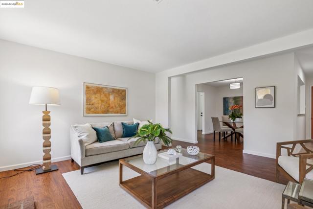 934 Bancroft Rd, Concord CA: https://media.crmls.org/mediaz/1ea0875a-b203-4547-aafe-0110c9484c0f.jpg