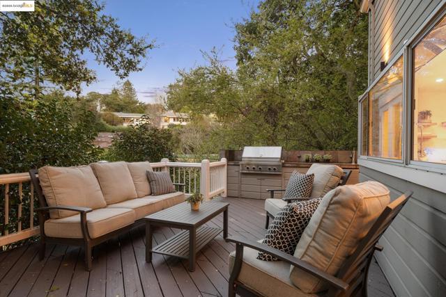 Image 25 of 60 For 5980 Harbord Dr