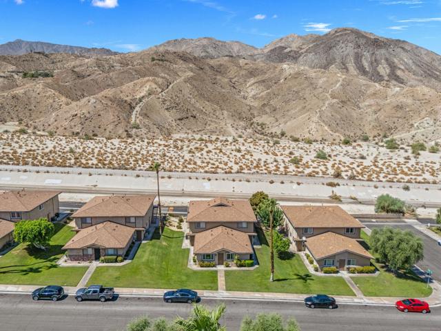 72546 Edgehill Drive, Palm Desert CA: https://media.crmls.org/mediaz/1ea10c69-55ed-4543-b2e5-ce0829e8bbe3.jpg