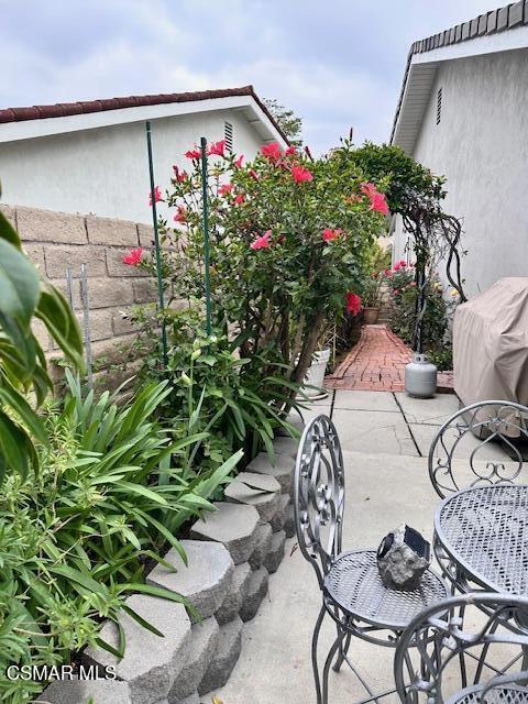 1064 Finrod Court, Westlake Village CA: https://media.crmls.org/mediaz/1ea143f7-be69-4e5f-82f7-0f28c6044acd.jpg