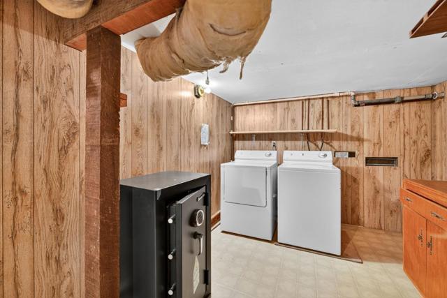 72 Cresta Vista Drive, San Francisco CA: https://media.crmls.org/mediaz/1ea159bc-b498-4ee5-ba34-ebad093e864e.jpg