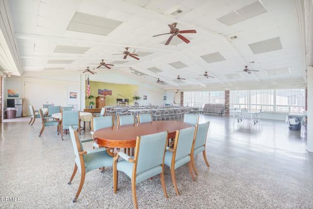 5540 W 5th Street, Oxnard CA: https://media.crmls.org/mediaz/1ea22ee1-af88-4987-9eb4-bc68a7caca3d.jpg