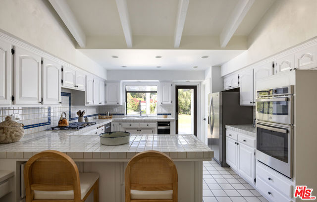 Drew Fenton | 29328 Heathercliff Road Malibu CA | MLS: 7286052