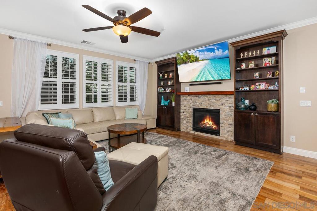 MLS #250030585SD img 25