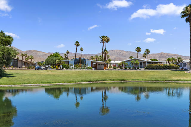 74711 Dillon Road, Desert Hot Springs CA: https://media.crmls.org/mediaz/1ea3fb72-8fd3-47b5-bebe-d41eee1bd625.jpg