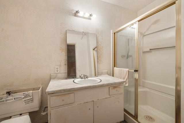 38280 Chuperosa Lane, Cathedral City CA: https://media.crmls.org/mediaz/1ea43090-fca8-4e98-ba50-68c481f9ed91.jpg