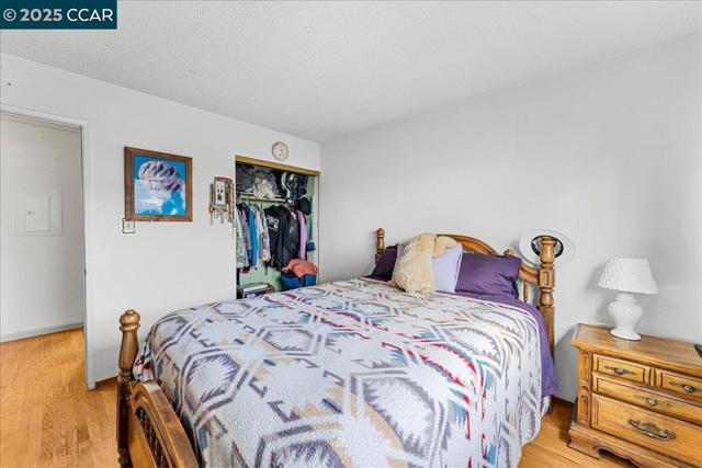 885 Tara Hills Dr, Pinole CA: https://media.crmls.org/mediaz/1ea4df8c-fe69-4a10-9aae-9c5bd7b47e68.jpg