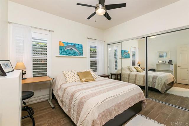 Detail Gallery Image 3 of 12 For 533 F Ave., Coronado,  CA 92118 - 2 Beds | 2 Baths