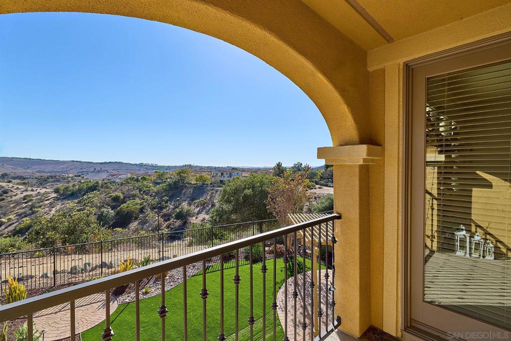 MLS #250043029SD image #15