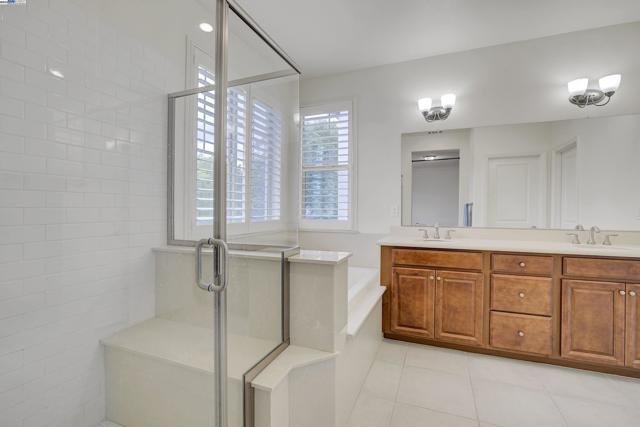 41538 Casabella Cmn, Fremont CA: https://media.crmls.org/mediaz/1ea578ad-1879-4012-a889-f51030460623.jpg