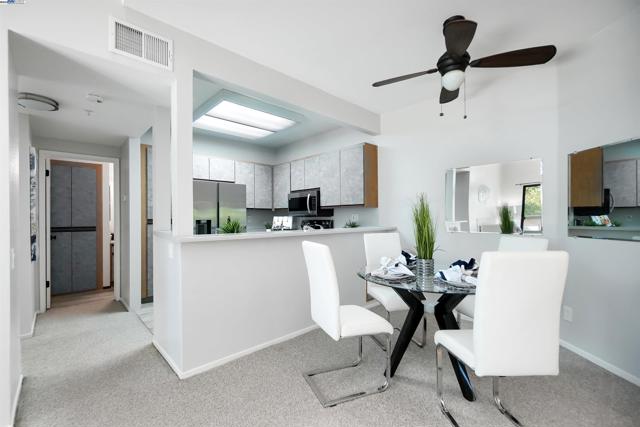 25850 Kay Ave, Hayward CA: https://media.crmls.org/mediaz/1ea63f7e-963d-4322-9604-acfbbea17d03.jpg