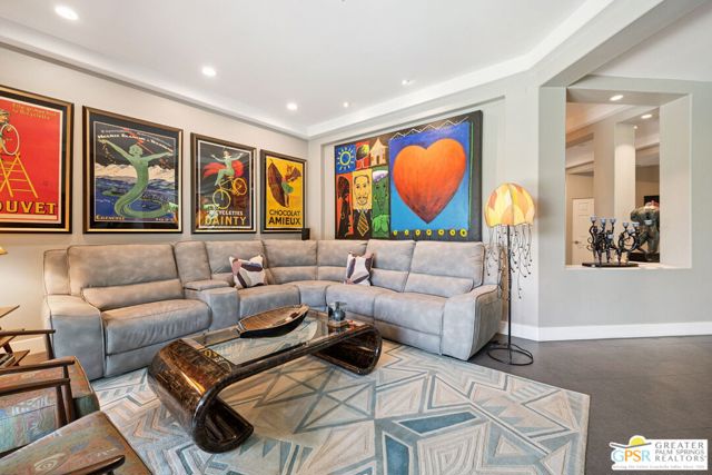 450 E Bogert Trail, Palm Springs CA: https://media.crmls.org/mediaz/1ea66d00-7709-48a1-98db-842182a58c39.jpg