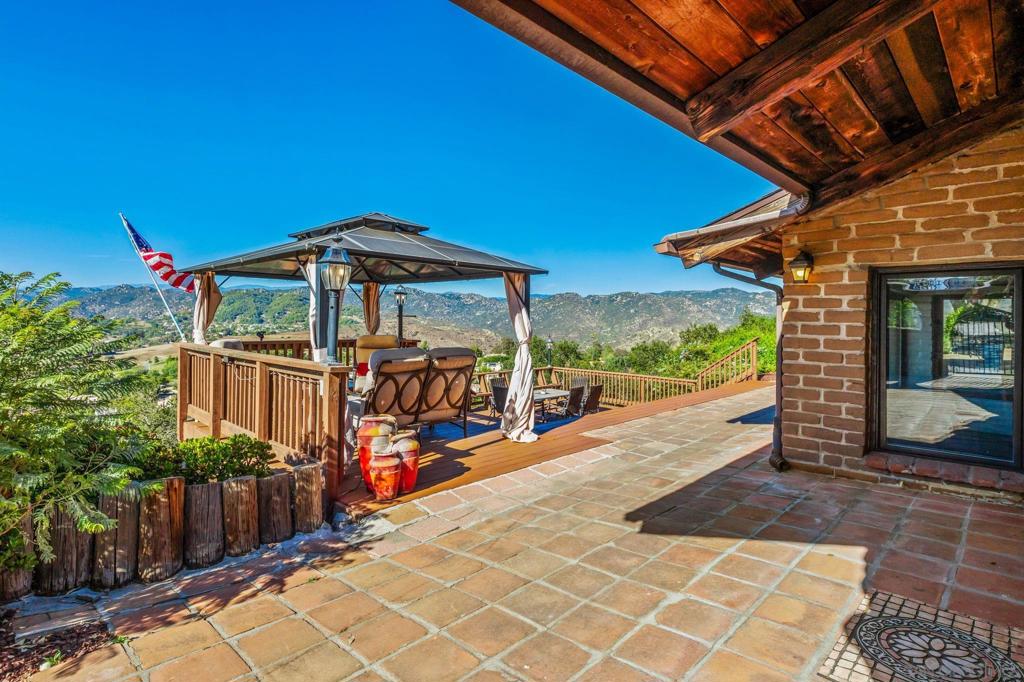 2305 Royal Oak - photo 6