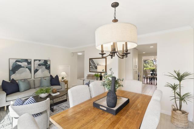 8871 Caminito Primavera, La Jolla CA: https://media.crmls.org/mediaz/1eaa1adb-7d39-4284-9272-fddd09db2cd3.jpg