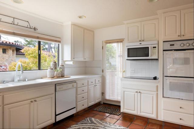 24728 San Carlos Street, Carmel CA: https://media.crmls.org/mediaz/1eaa88d0-5955-4f93-82f9-bc69929b67f9.jpg