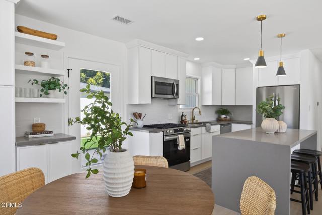 Detail Gallery Image 25 of 50 For 2679 Preble Ave, Ventura,  CA 93003 - 4 Beds | 3 Baths