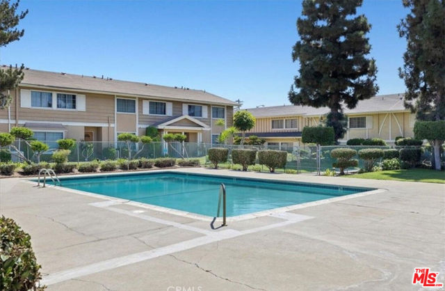 3500 W Manchester Boulevard, Inglewood CA: https://media.crmls.org/mediaz/1eac025c-81fc-46af-99a9-dbd3950b0438.jpg