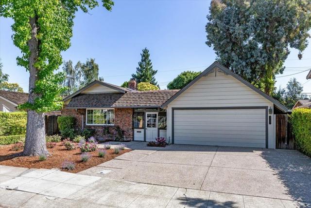 3325 Saint Michael Drive, Palo Alto CA: https://media.crmls.org/mediaz/1eac7153-6bc5-4b5f-8396-a30dfacb187e.jpg