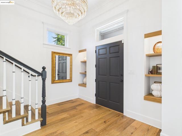 2602 Adeline St, Oakland CA: https://media.crmls.org/mediaz/1eadb1dd-aa0e-4f0a-926e-41f2246a9b1d.jpg