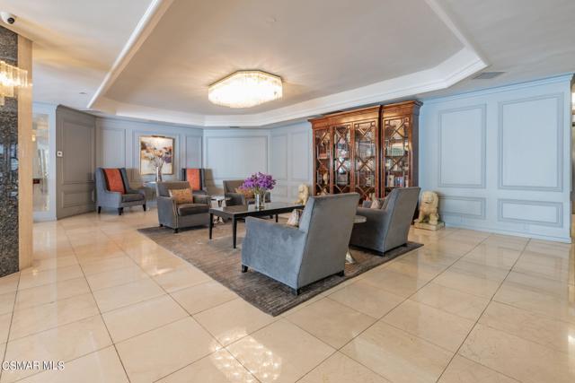 10660 Wilshire Boulevard, Los Angeles CA: https://media.crmls.org/mediaz/1eadfff4-e59c-499f-b7c7-1a7cda61d5c5.jpg