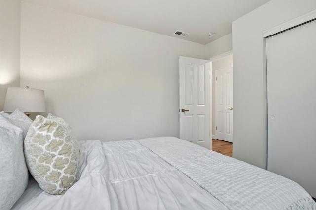 844 King Drive, Daly City CA: https://media.crmls.org/mediaz/1eae4376-44fc-4281-99e7-1c563f647891.jpg