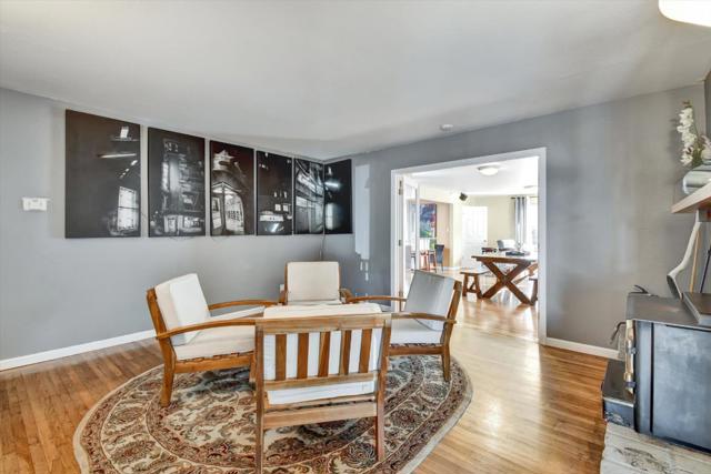 847 Arguello Boulevard, Pacifica CA: https://media.crmls.org/mediaz/1eaf0d1b-9bcd-4f3c-89e4-d6d21cdd7e39.jpg