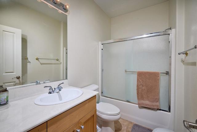 1314 Deerbrook Drive, San Marcos CA: https://media.crmls.org/mediaz/1eb051c2-39bc-4c35-8e13-ed67ce49d12a.jpg