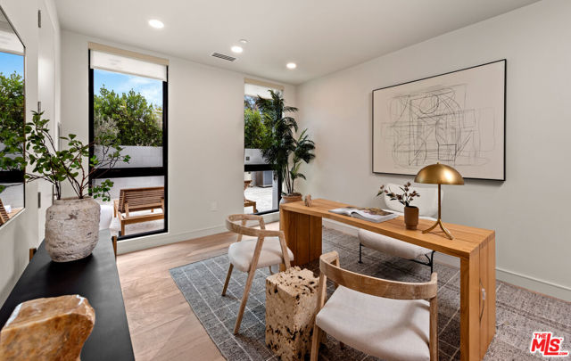Drew Fenton | 505 Barrington Avenue Los Angeles CA | MLS: 7255319