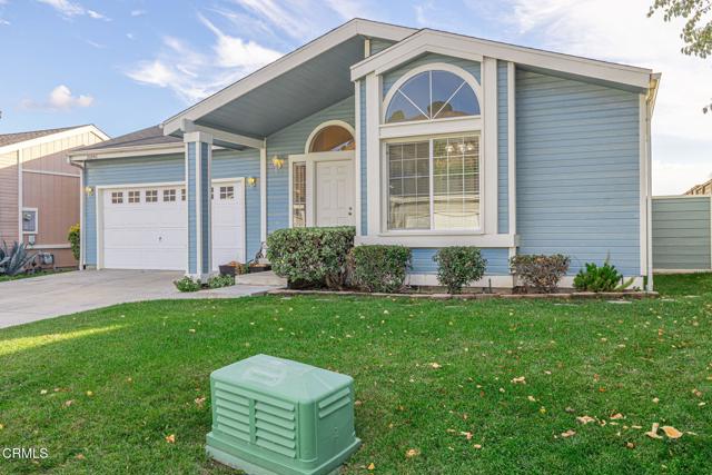 Detail Gallery Image 6 of 50 For 20046 Canyon View Dr, Santa Clarita,  CA 91351 - 3 Beds | 2 Baths