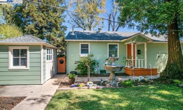 690 S K St, Livermore CA: https://media.crmls.org/mediaz/1eb22222-336f-47fd-8a95-8647c718a514.jpg