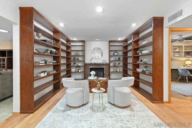 7233 Canyon Hill Ct, San Diego CA: https://media.crmls.org/mediaz/1eb281b9-c0d1-45d5-b667-306cdb86c15a.jpg