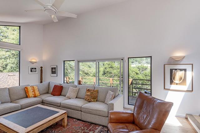 300 Cervantes Road, Portola Valley CA: https://media.crmls.org/mediaz/1eb3638a-9116-4db8-91ca-79457bb6db3d.jpg